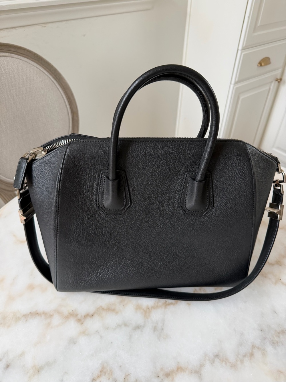 Givenchy Medium Antigona Black Leather Satchel with Top Handles and Strap - Picture 3 of 4